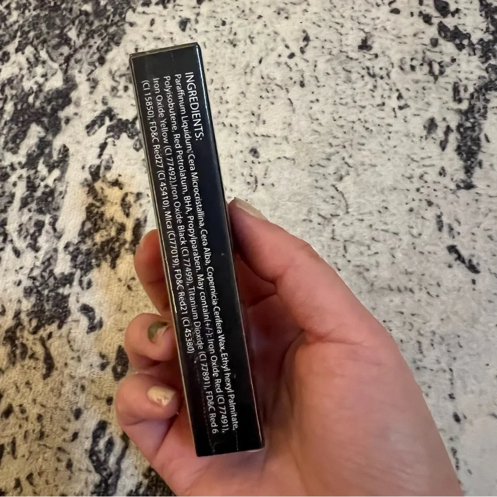 Lip Monthly lip crayon 04 June sale